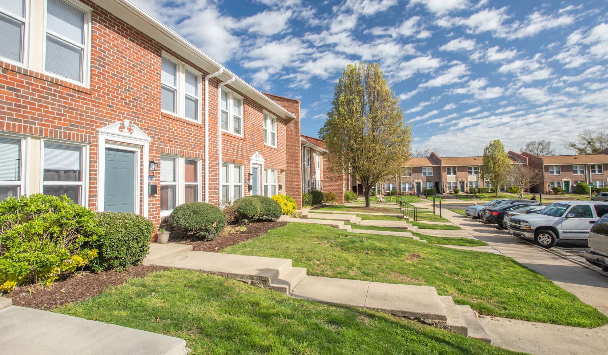 district-at-williamsburg-apartments-in-williamsburg-va